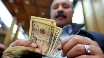 تحديثات الصرف.. سعر الدولار أمام الجنيه في البنوك خلال تعاملات السبت